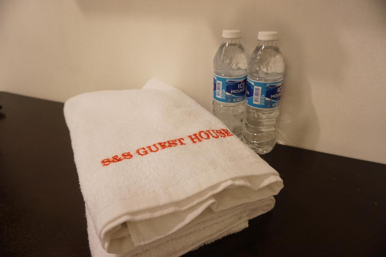 S & S Guest House Kuantan Kültér fotó