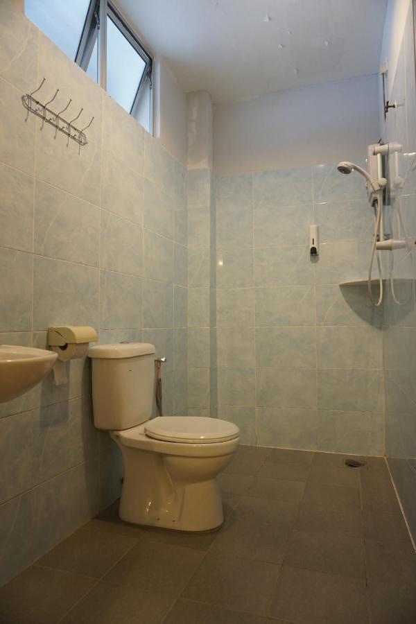 S & S Guest House Kuantan Kültér fotó