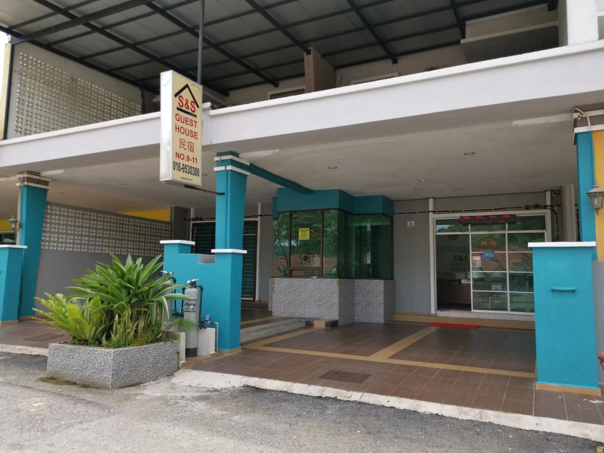 S & S Guest House Kuantan Kültér fotó